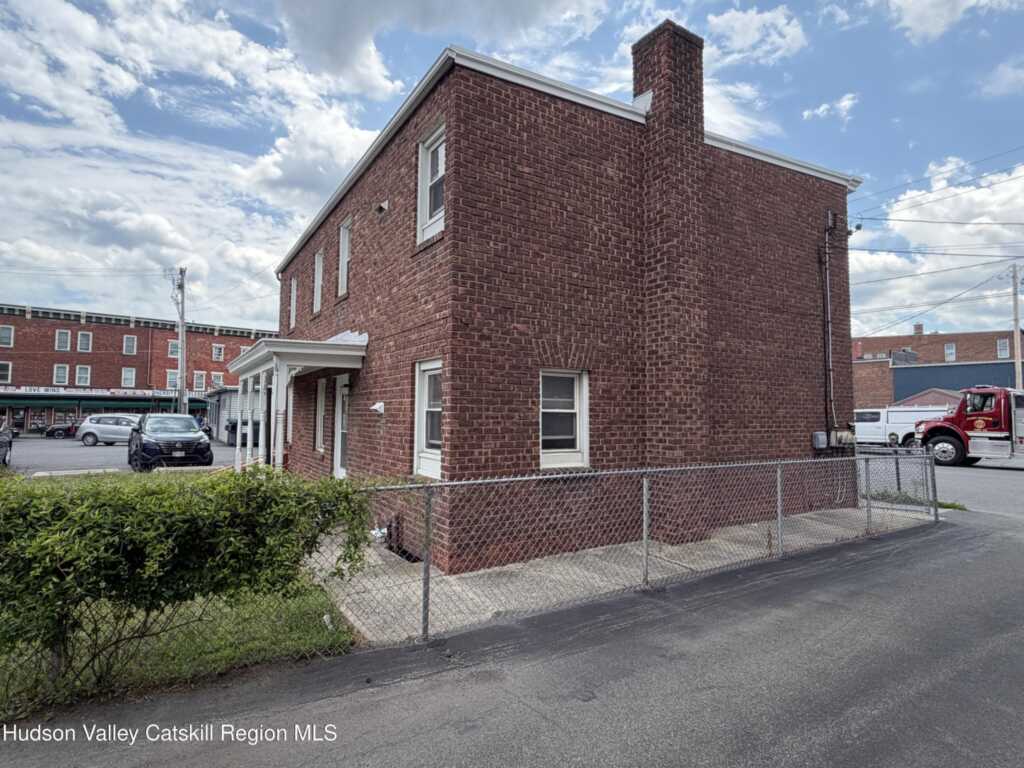 55 Partition Street, Saugerties, NY 12477 - Photo 38 of 39