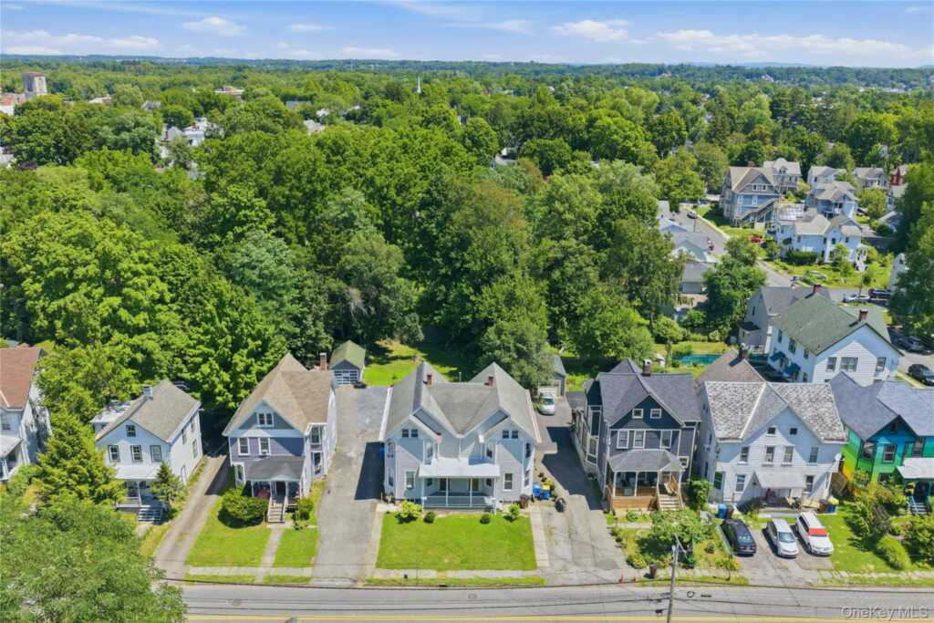 160 Washington Avenue, Kingston, NY 12401 - Photo 4 of 20