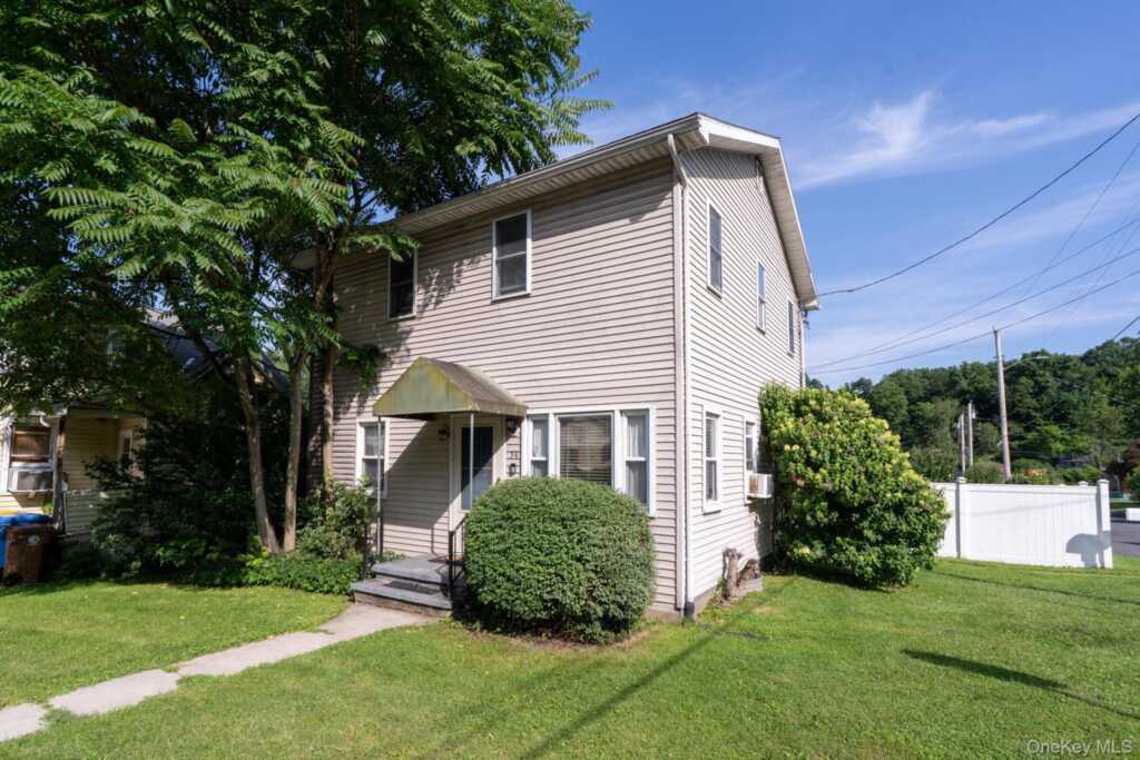 54 Boulevard, Kingston, NY 12401