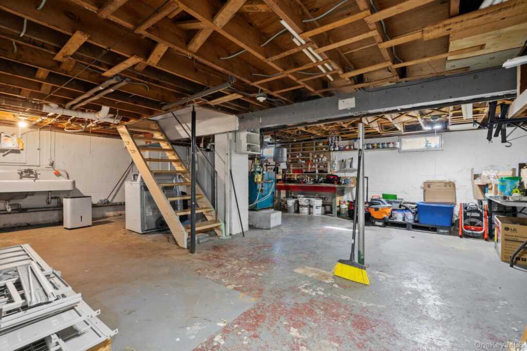 54 Boulevard, Kingston, NY 12401 - Photo 37 of 43
