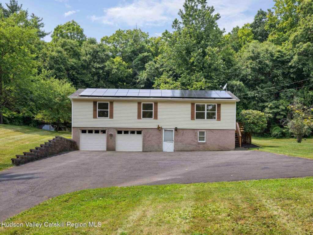 974 Old Post Road, New Paltz, NY 12561 - Photo 2 of 30