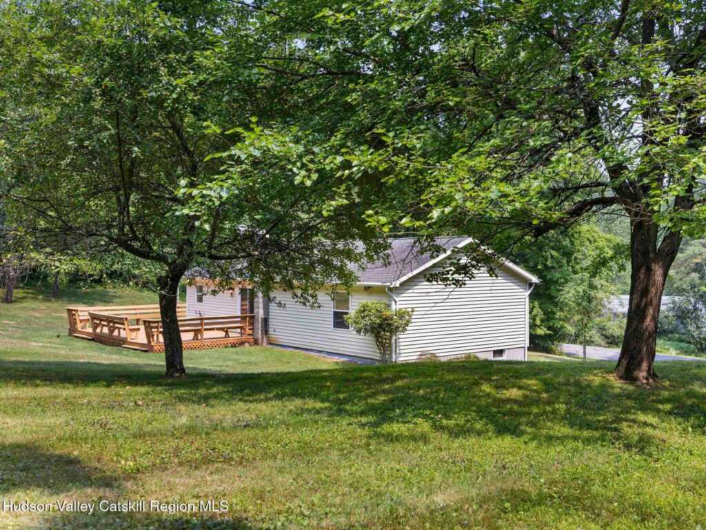 974 Old Post Road, New Paltz, NY 12561 - Photo 7 of 30