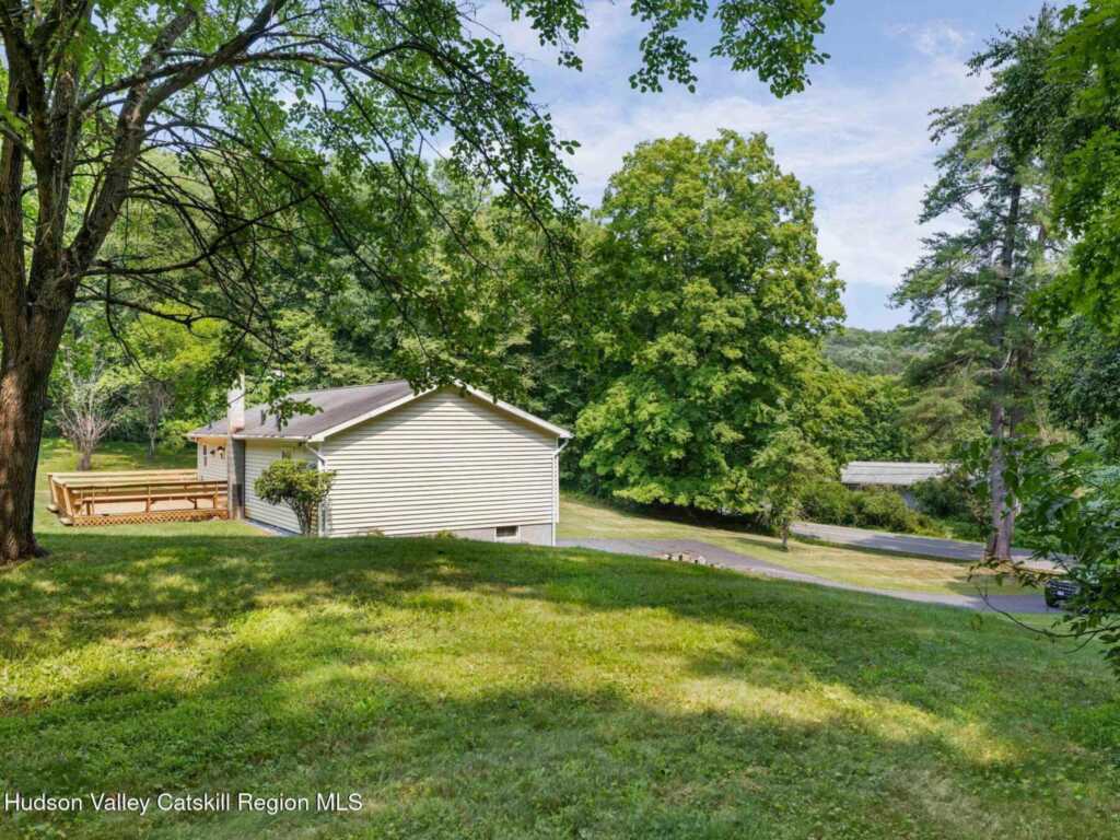 974 Old Post Road, New Paltz, NY 12561 - Photo 8 of 30