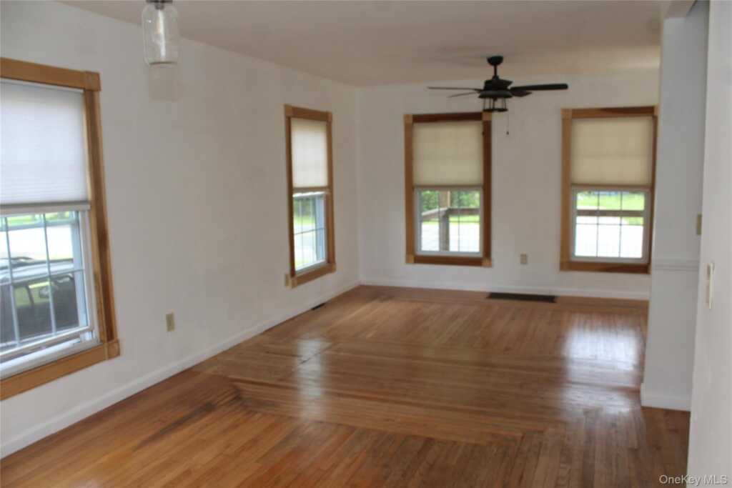 295 Lucas Avenue, Kingston, NY 12401 - Photo 15 of 25