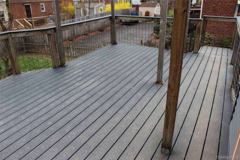 295 Lucas Avenue, Kingston, NY 12401 - Photo 7 of 25