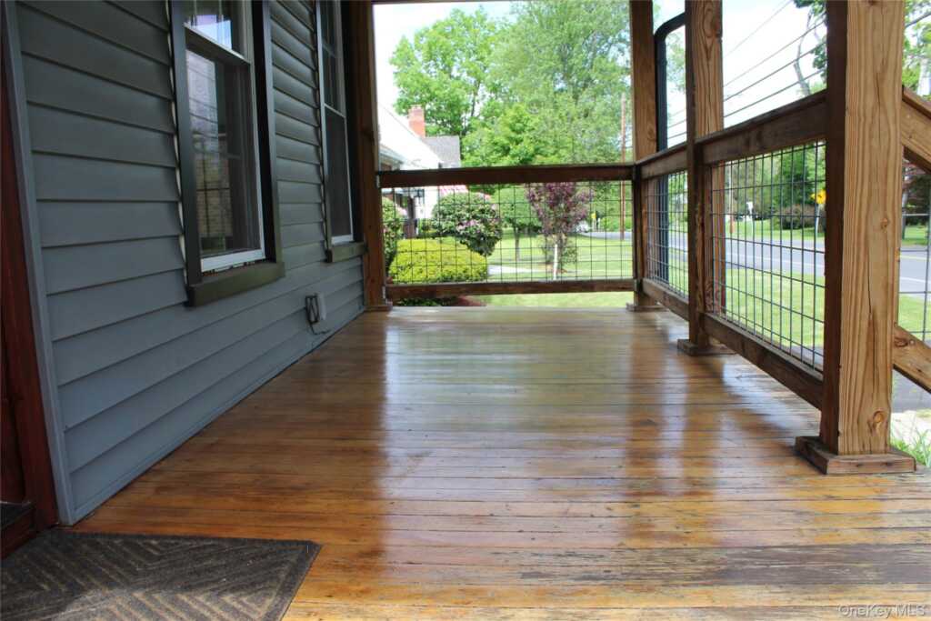 295 Lucas Avenue, Kingston, NY 12401 - Photo 8 of 25