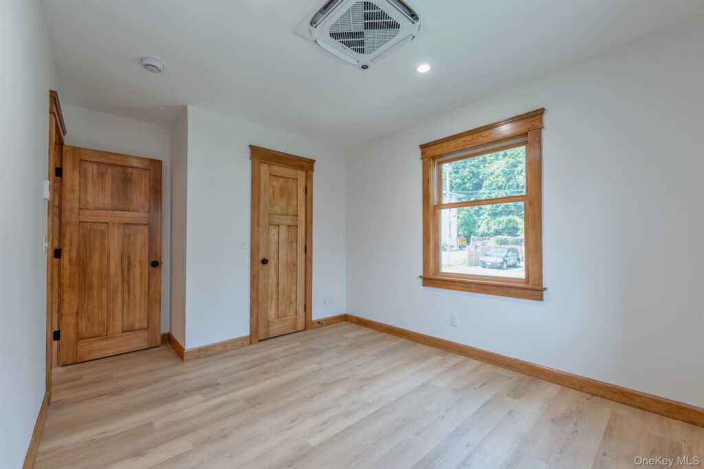57 Lindsley Avenue, Kingston, NY 12401 - Photo 28 of 48