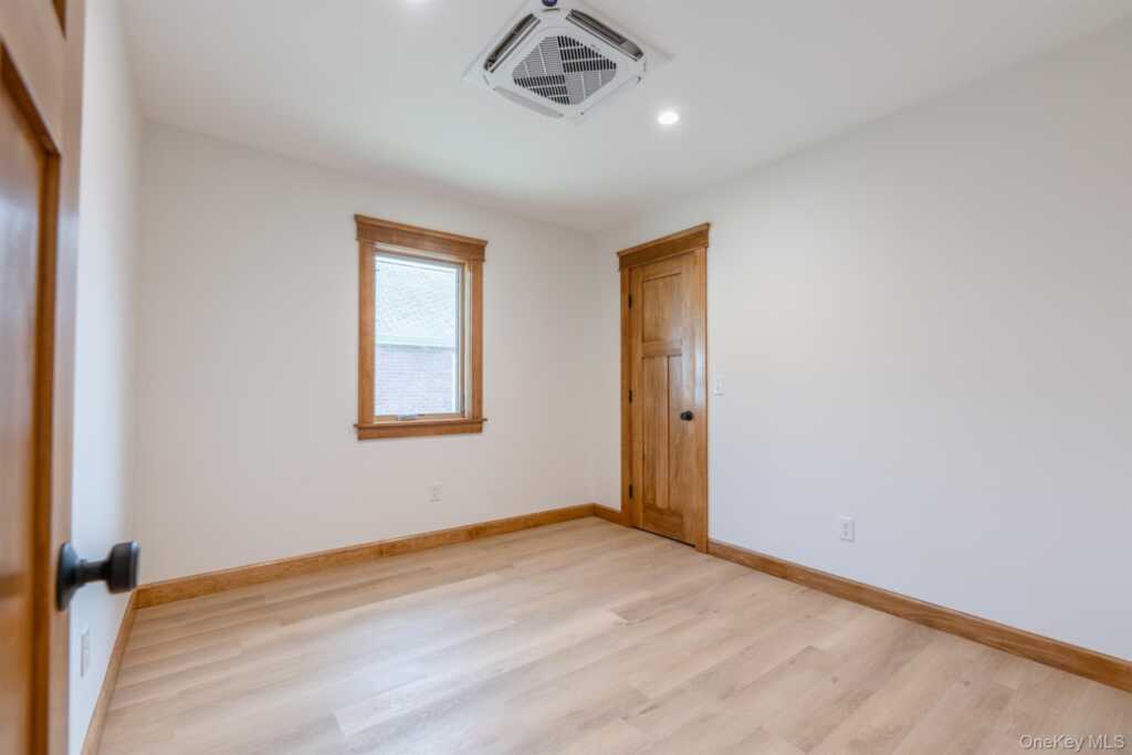 57 Lindsley Avenue, Kingston, NY 12401 - Photo 29 of 48