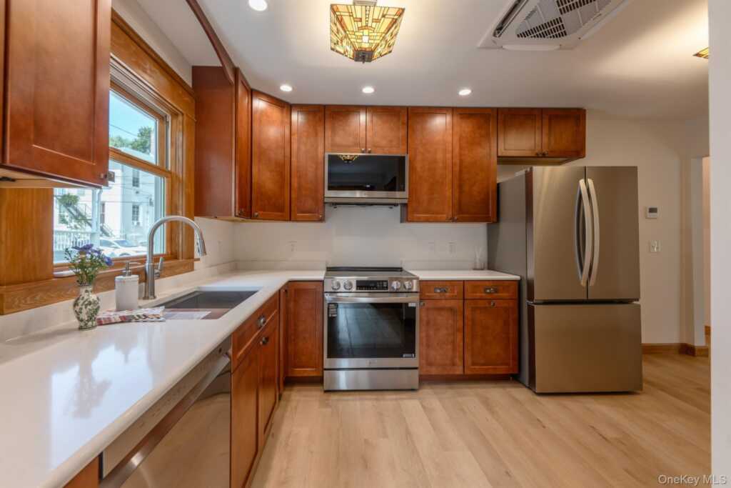 57 Lindsley Avenue, Kingston, NY 12401 - Photo 6 of 48