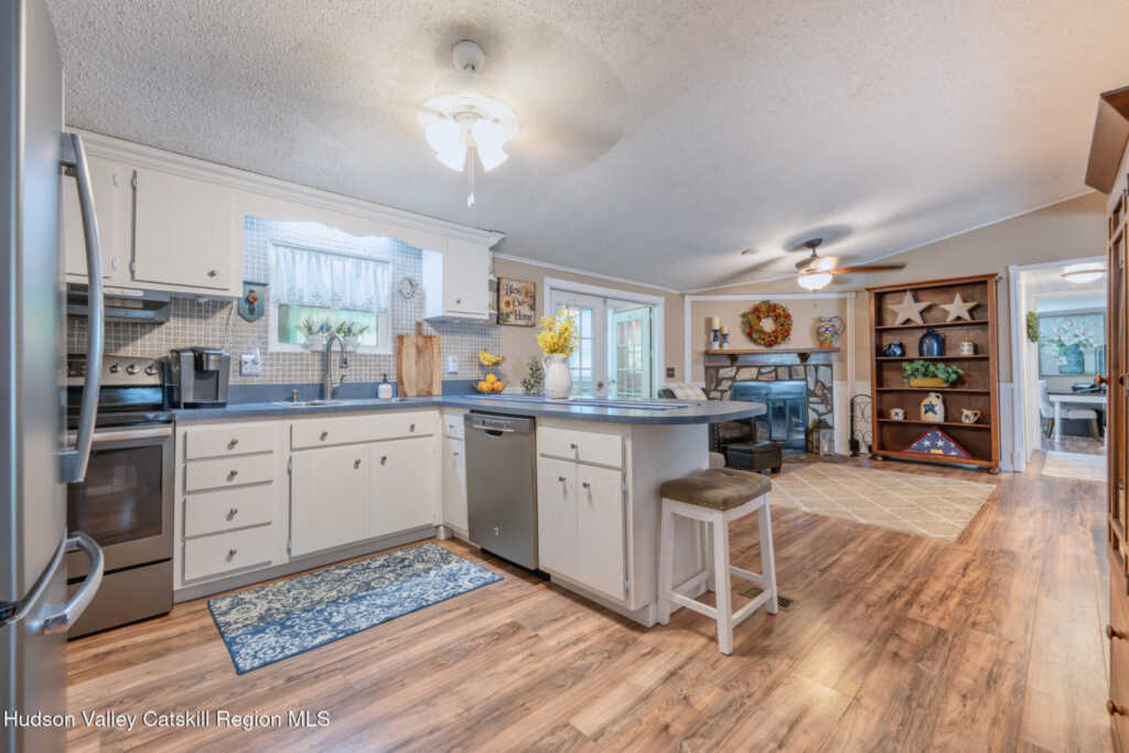 618 Old Stage Road, Saugerties, NY 12477 - Photo 12 of 45
