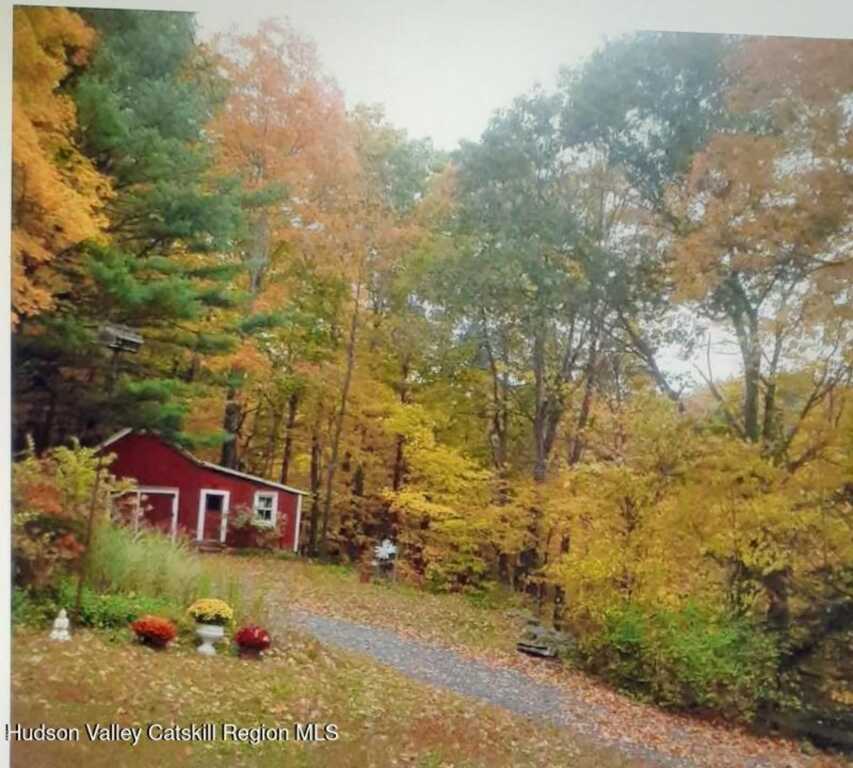 560 Saugerties Road, Saugerties, NY 12477 - Photo 33 of 34