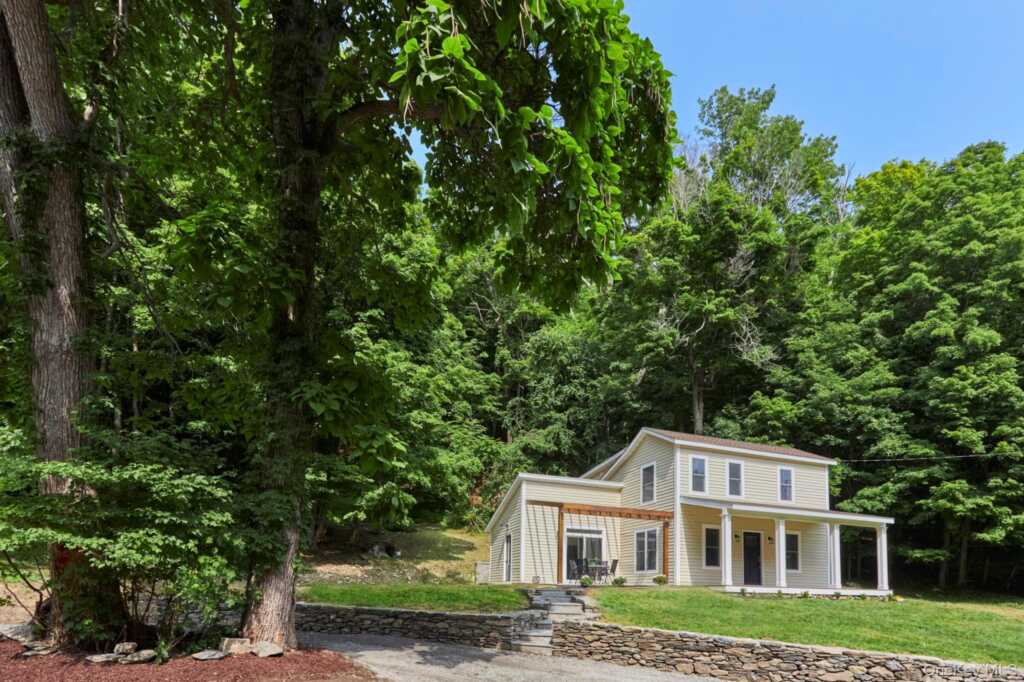 621 Milan Hollow Road, Rhinebeck, NY 12572 - Photo 24 of 28