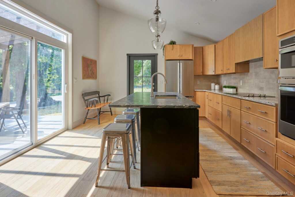 621 Milan Hollow Road, Rhinebeck, NY 12572 - Photo 7 of 28