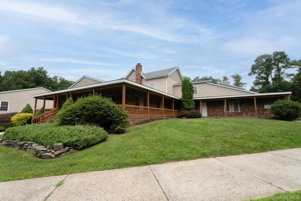 1-18 Willow Way, Unit #6 (Locust Lane), Rhinebeck, NY 12572 - Photo 12 of 14