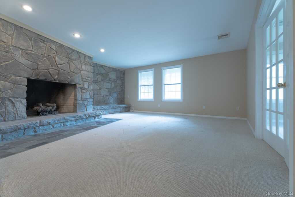 1-18 Willow Way, Unit #6 (Locust Lane), Rhinebeck, NY 12572 - Photo 6 of 14
