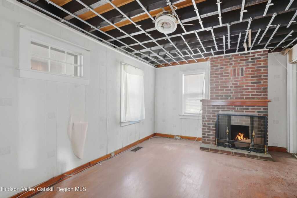 141 Bridge Street, Saugerties, NY 12477 - Photo 14 of 28