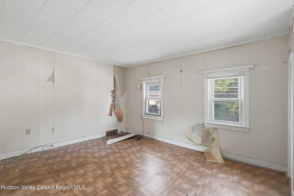 141 Bridge Street, Saugerties, NY 12477 - Photo 27 of 28
