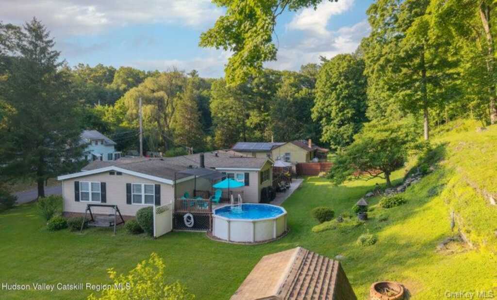618 Old Stage Road, Saugerties, NY 12477 - Photo 4 of 45