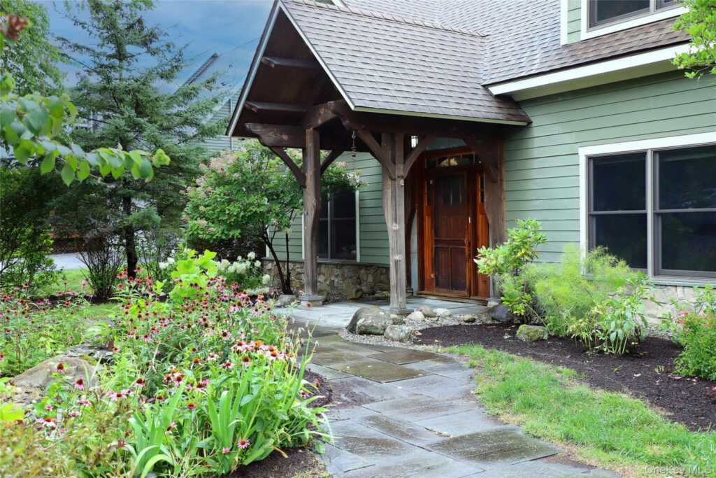 5 Prospect Street, Rhinebeck, NY 12572 - Photo 2 of 41