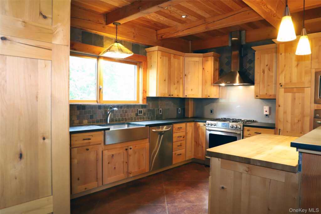 5 Prospect Street, Rhinebeck, NY 12572 - Photo 8 of 41