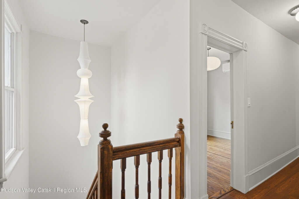 31 Stuyvesant Street, Kingston, NY 12401 - Photo 23 of 46
