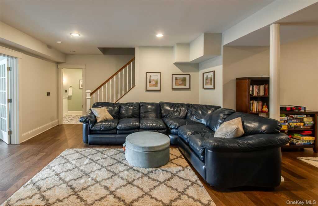 6 Stanford Court, Rhinebeck, NY 12572 - Photo 32 of 50