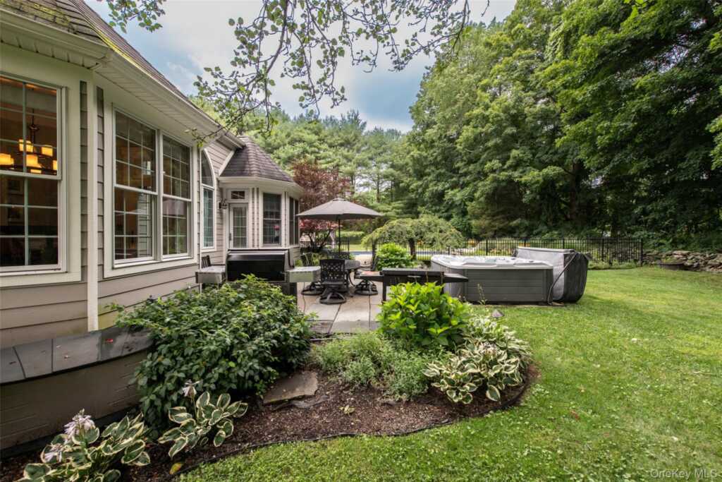 6 Stanford Court, Rhinebeck, NY 12572 - Photo 47 of 50