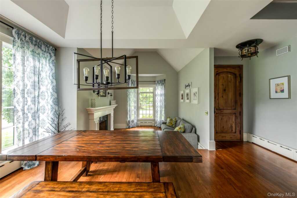 6 Stanford Court, Rhinebeck, NY 12572 - Photo 6 of 50