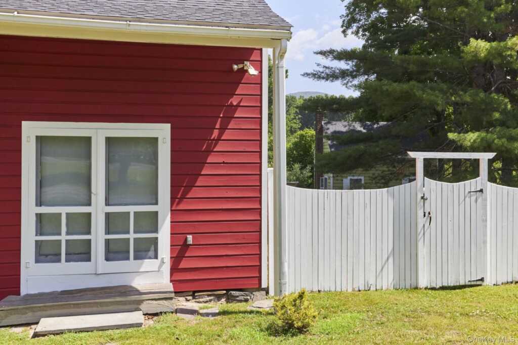 96 Wittenberg Road, Woodstock, NY 12409 - Photo 28 of 41