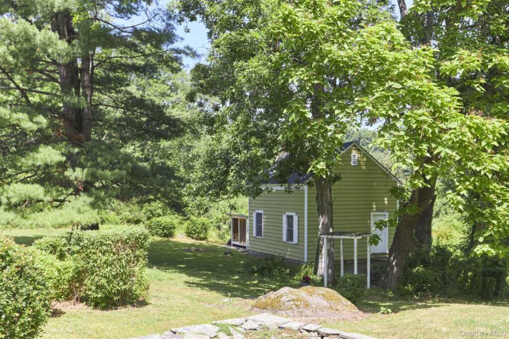 96 Wittenberg Road, Woodstock, NY 12409 - Photo 32 of 41