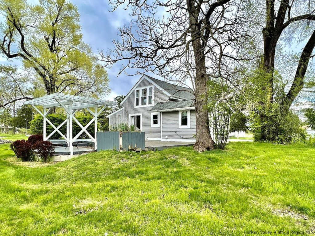 3 Dave Elliot Road, Saugerties, NY 12477 - Photo 5 of 27