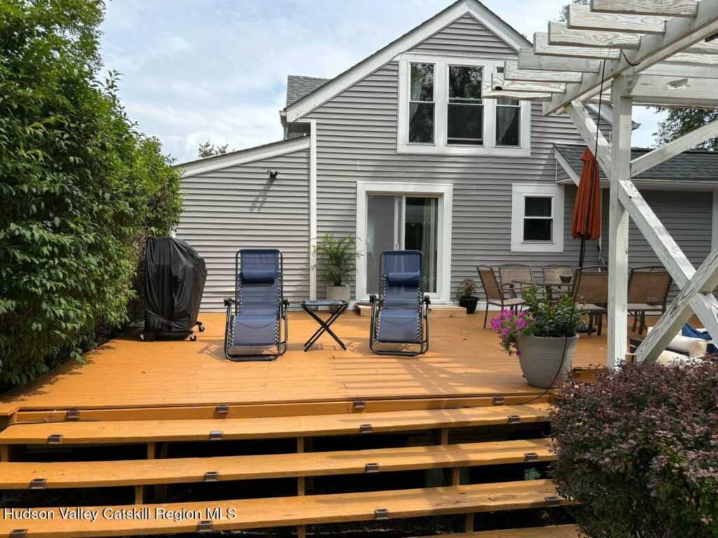 3 Dave Elliot Road, Saugerties, NY 12477 - Photo 8 of 27