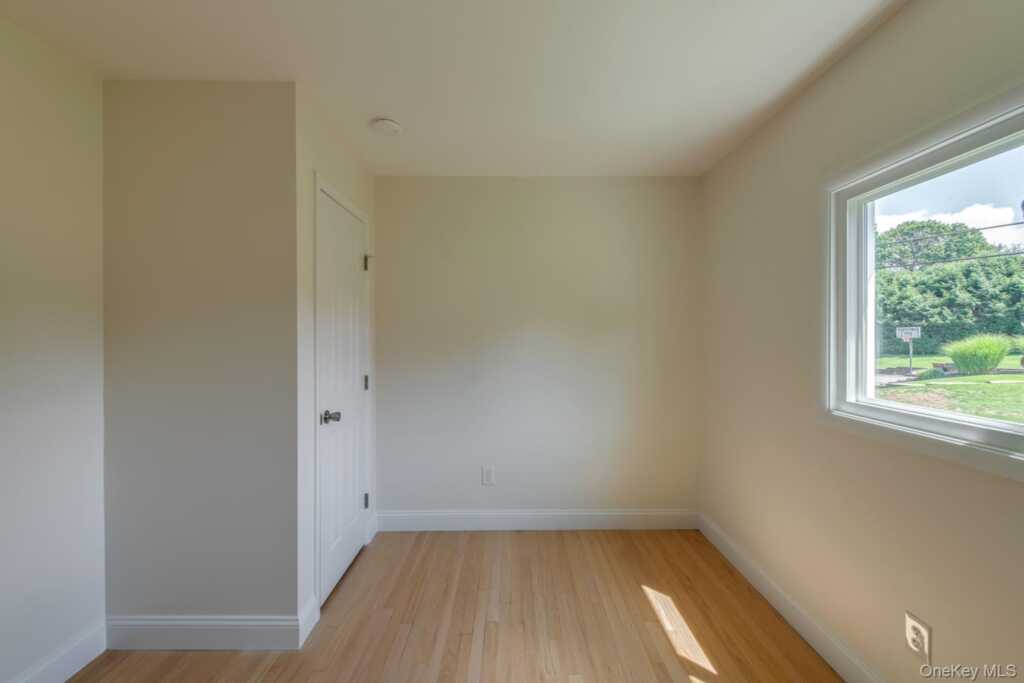 16 Trinity Place, Rhinebeck, NY 12572 - Photo 23 of 44