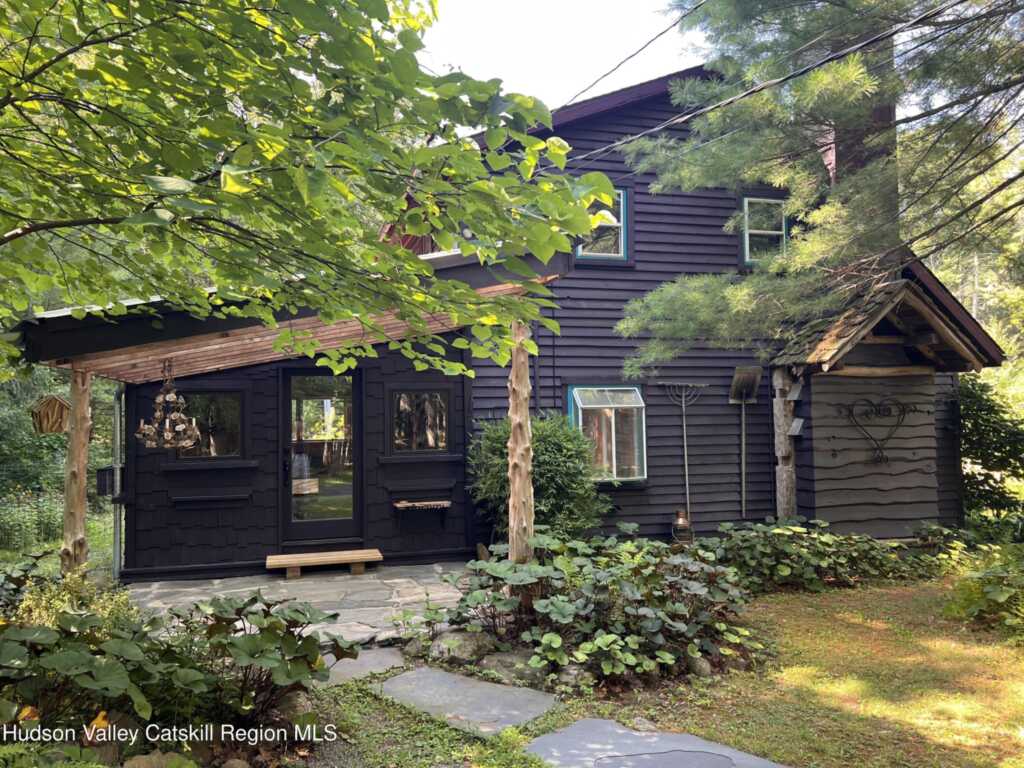 323 Beaverkill Road, Kingston, NY 12401 - Photo 3 of 50