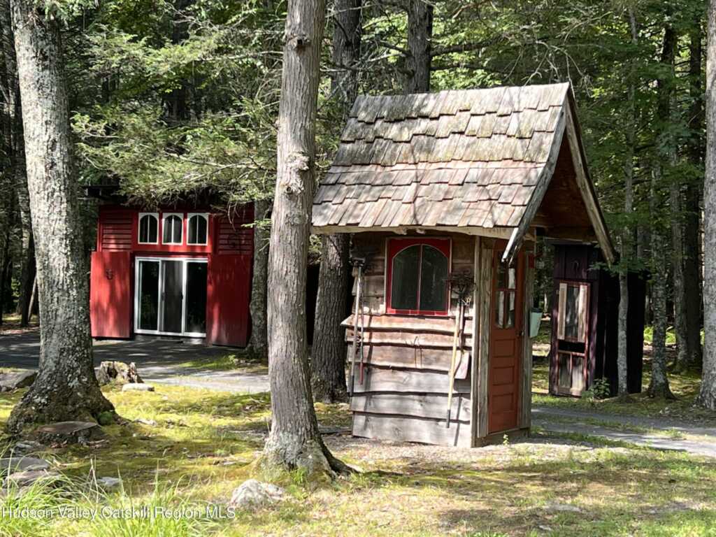 323 Beaverkill Road, Kingston, NY 12401 - Photo 45 of 50