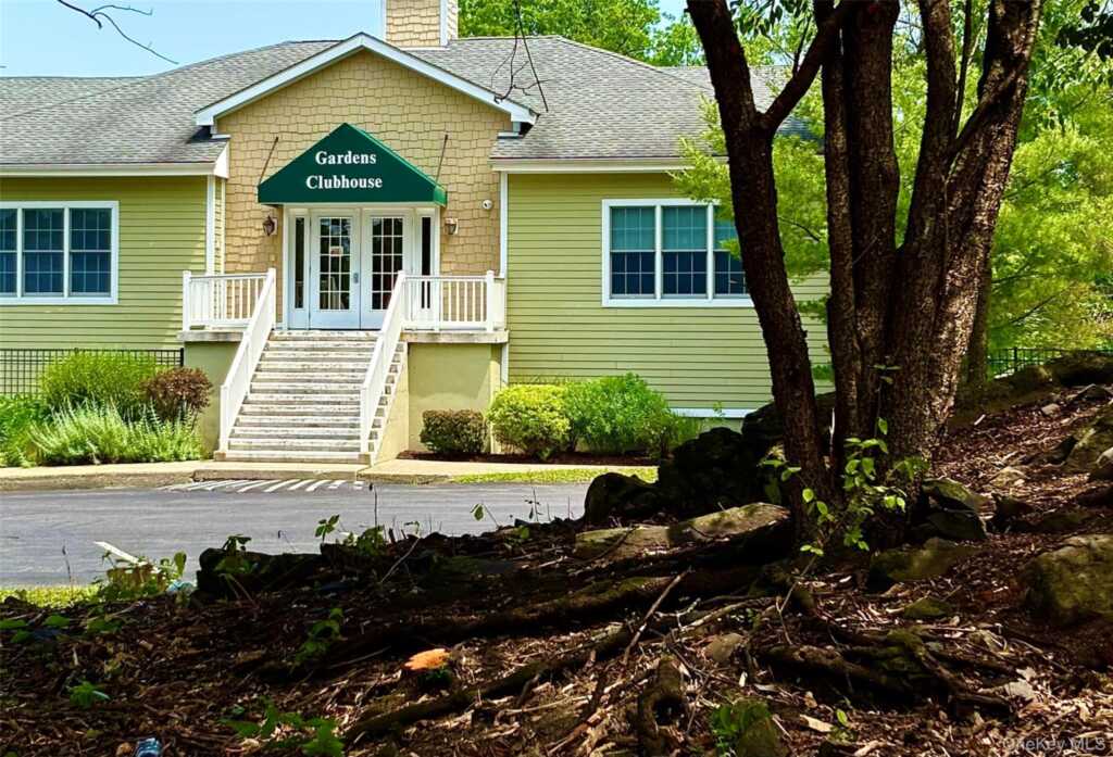 202 Cinnamon Circle, Rhinebeck, NY 12572 - Photo 31 of 35