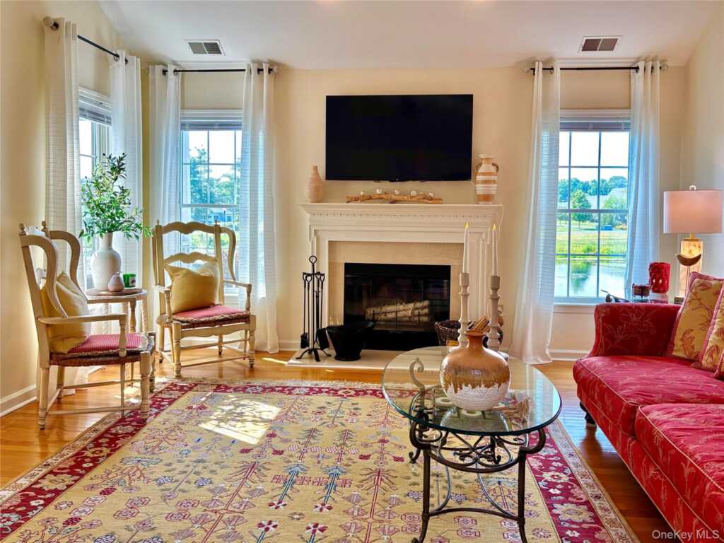 202 Cinnamon Circle, Rhinebeck, NY 12572 - Photo 5 of 35