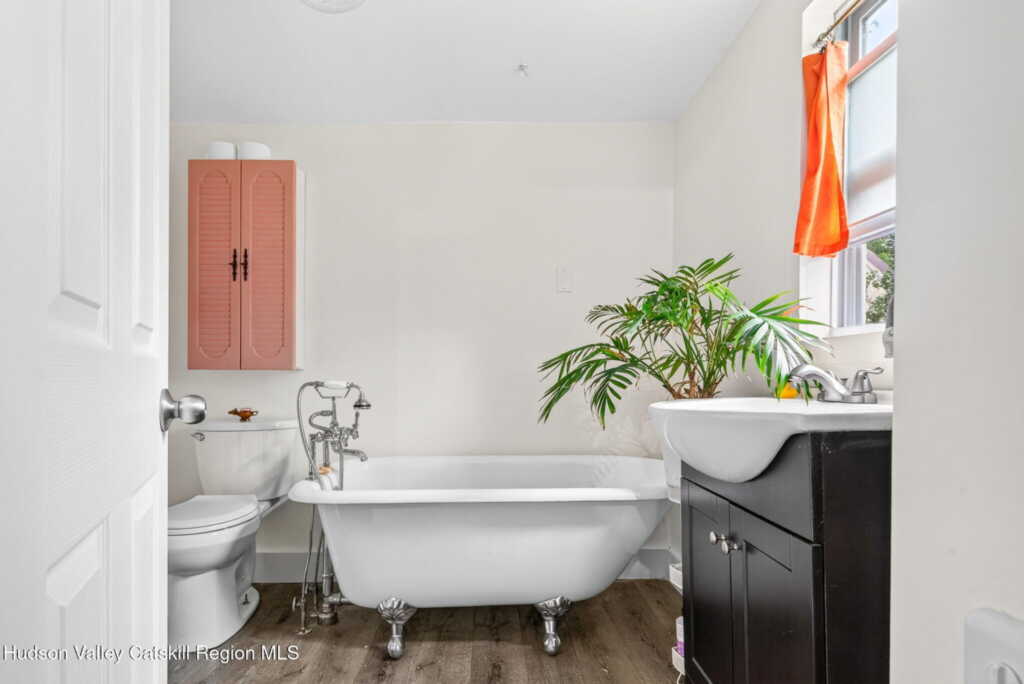 823 First Avenue, Kingston, NY 12401 - Photo 12 of 28