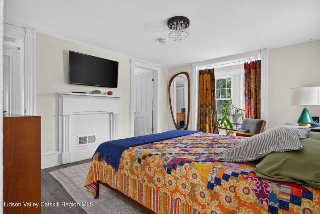 823 First Avenue, Kingston, NY 12401 - Photo 16 of 28