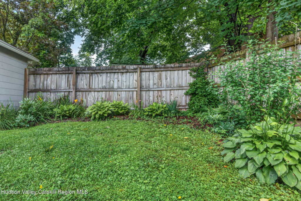823 First Avenue, Kingston, NY 12401 - Photo 25 of 28