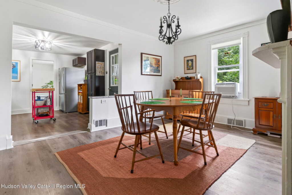 823 First Avenue, Kingston, NY 12401 - Photo 7 of 28