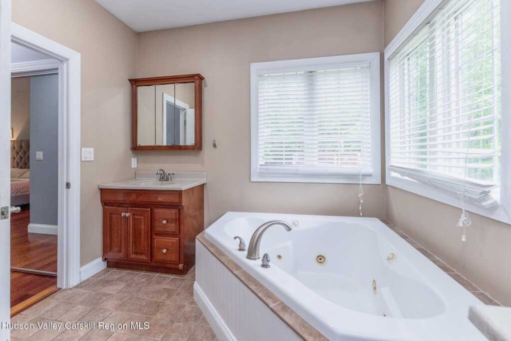 33 Cranberry Lane, Saugerties, NY 12477 - Photo 47 of 50