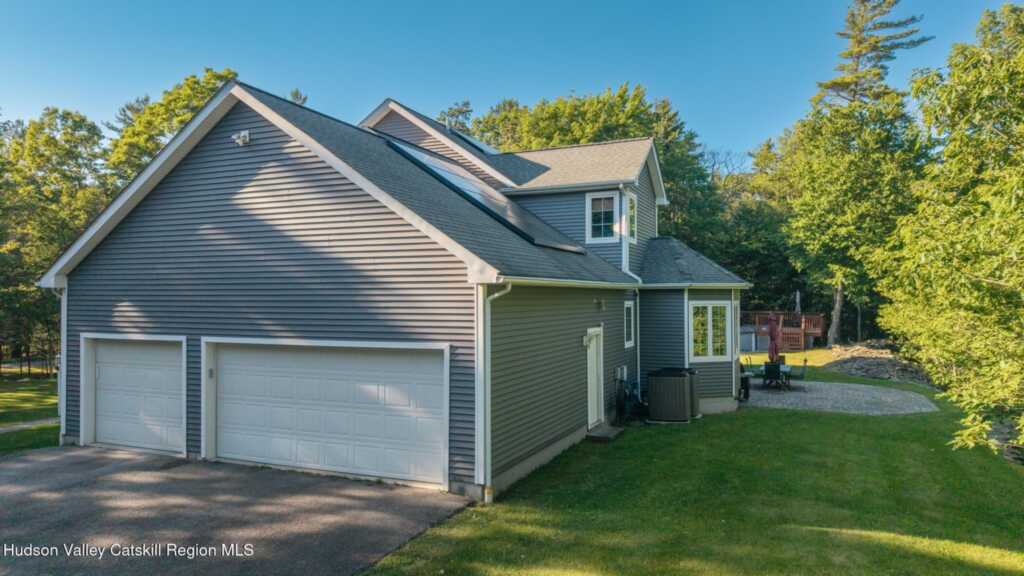33 Cranberry Lane, Saugerties, NY 12477 - Photo 7 of 50