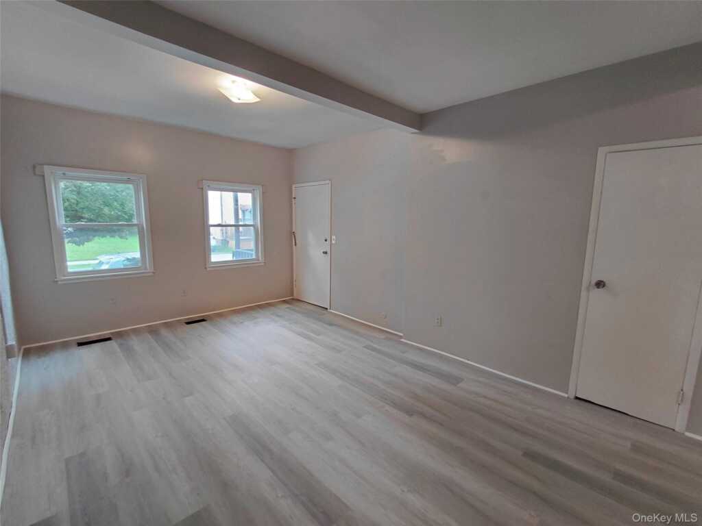 81 Franklin Street, Unit #305, Kingston, NY 12401 - Photo 3 of 13