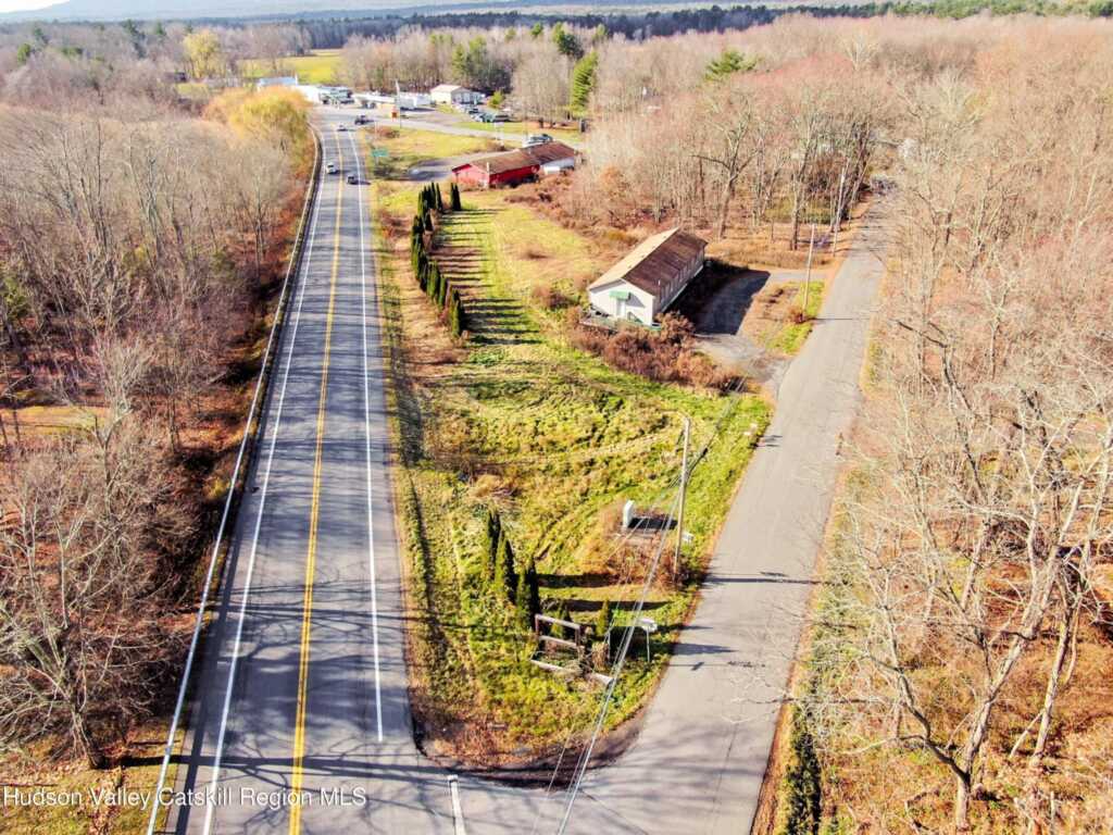 8 Ny-32a, Saugerties, NY 12477 - Photo 10 of 18