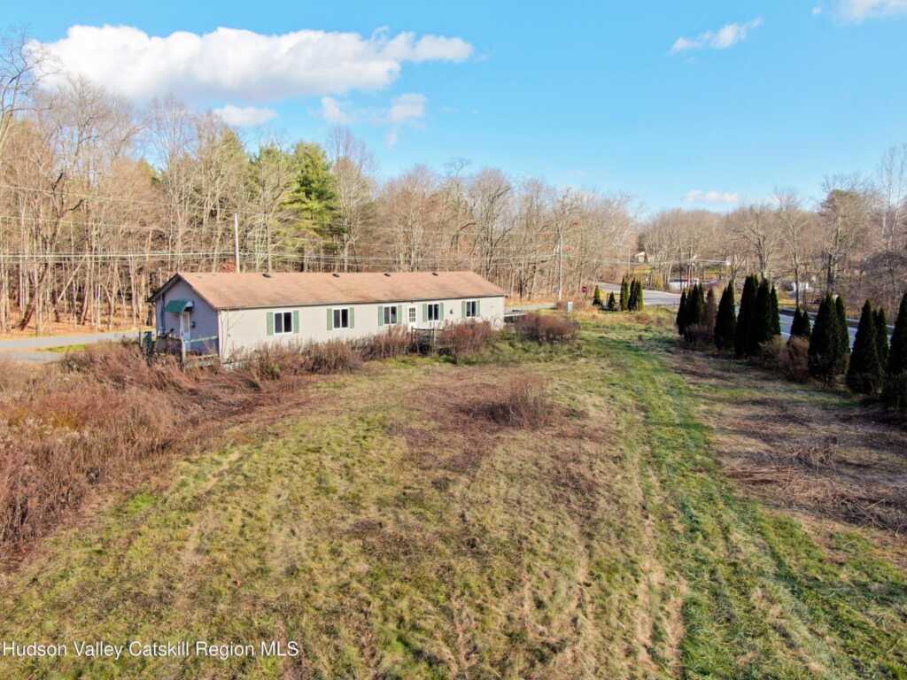 8 Ny-32a, Saugerties, NY 12477 - Photo 4 of 18