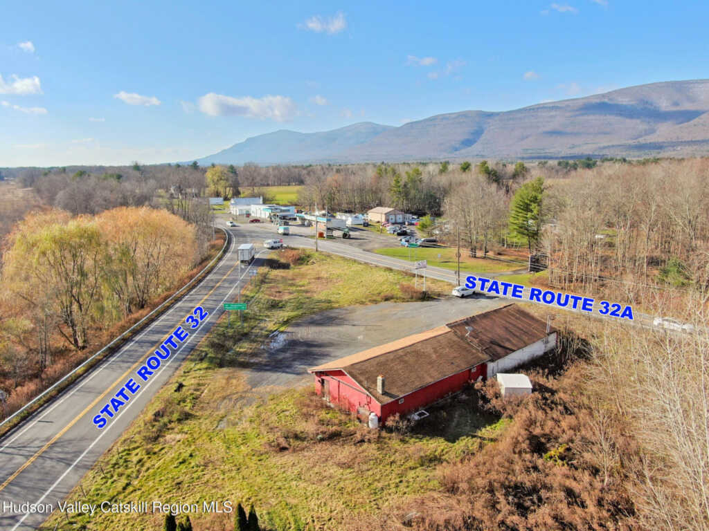 8 Ny-32a, Saugerties, NY 12477 - Photo 5 of 18