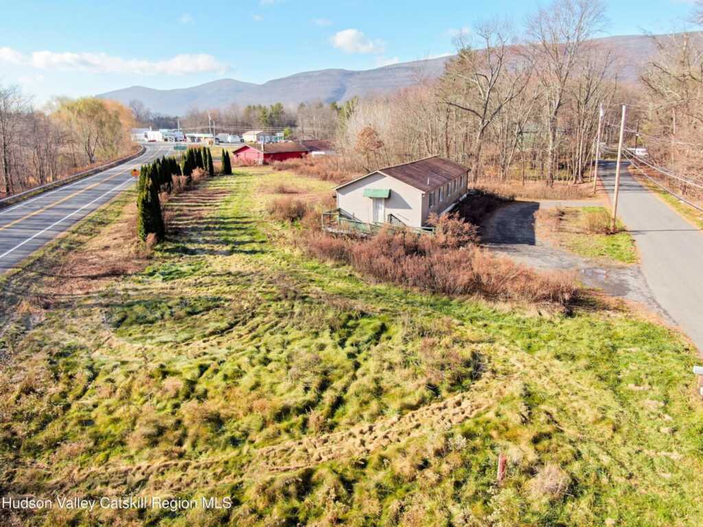 8 Ny-32a, Saugerties, NY 12477 - Photo 9 of 18