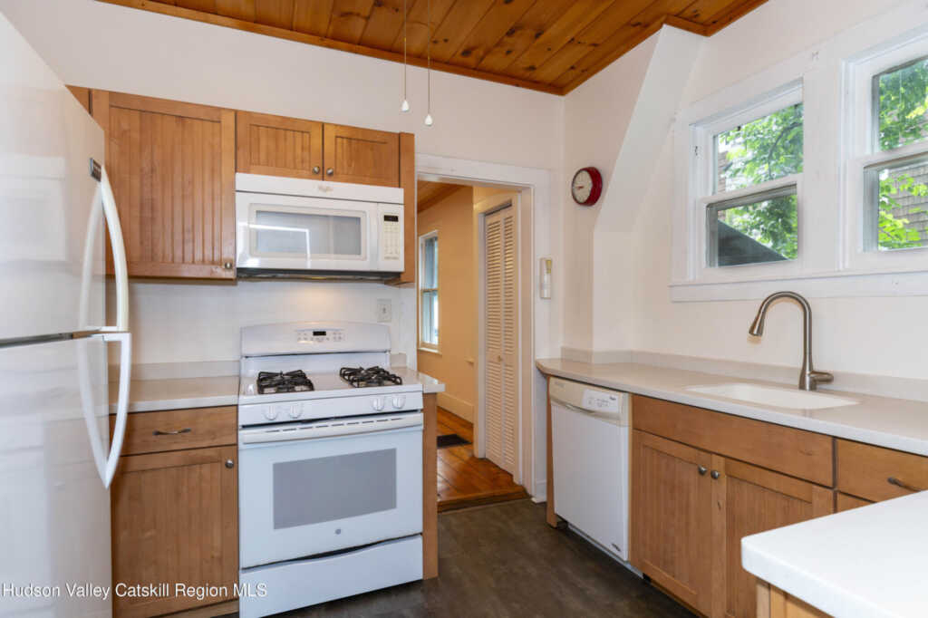 72 Sawdust Avenue, Kingston, NY 12401 - Photo 10 of 40