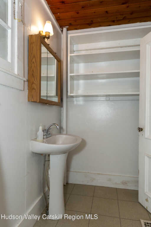 72 Sawdust Avenue, Kingston, NY 12401 - Photo 11 of 40